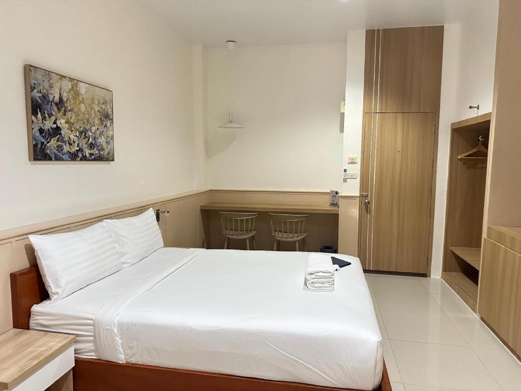 פאתאלונג Grand Pl Ville Hotel מראה חיצוני תמונה